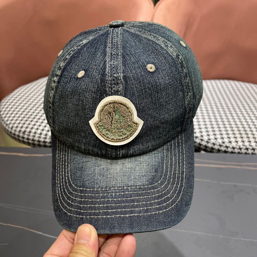 Moncler Caps